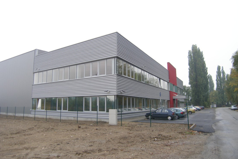 Občianske a polyfunkčné stavby / LOGISTICKÉ CENTRUM PRE SPOLOČNOSŤ EXISPORT - foto Občianske a polyfunkčné stavby / LOGISTICKÉ CENTRUM PRE SPOLOČNOSŤ EXISPORT - foto