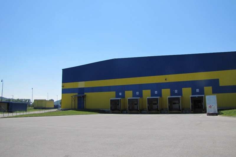 Občianske a polyfunkčné stavby / LOGISTICKÉ CENTRUM PRE SPOLOČNOSŤ EXISPORT - foto Občianske a polyfunkčné stavby / LOGISTICKÉ CENTRUM PRE SPOLOČNOSŤ EXISPORT - foto