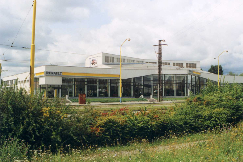 Občianske a polyfunkčné stavby / AUTOCENTRUM RENAULT - foto Občianske a polyfunkčné stavby / AUTOCENTRUM RENAULT - foto