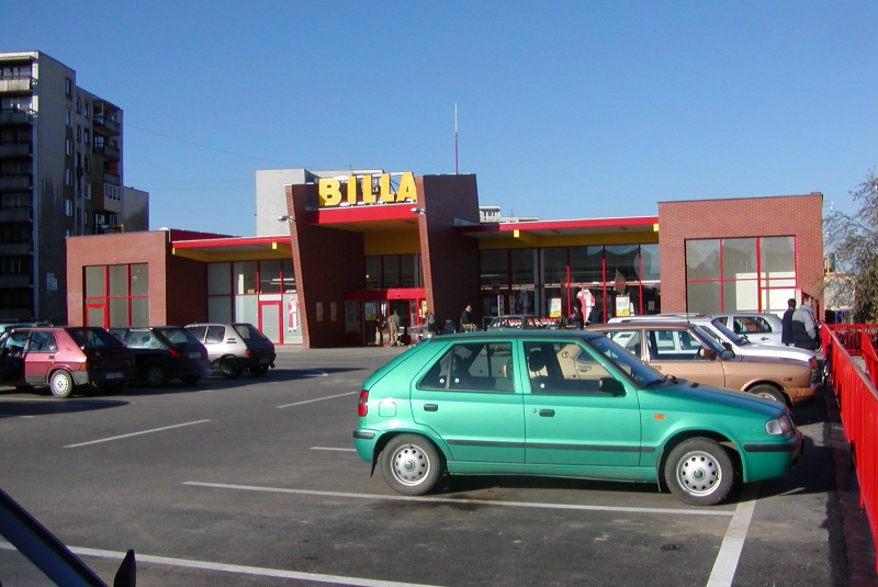 Občianske a polyfunkčné stavby / SIEŤ SUPERMARKETOV BILLA NA SLOVENSKU - foto