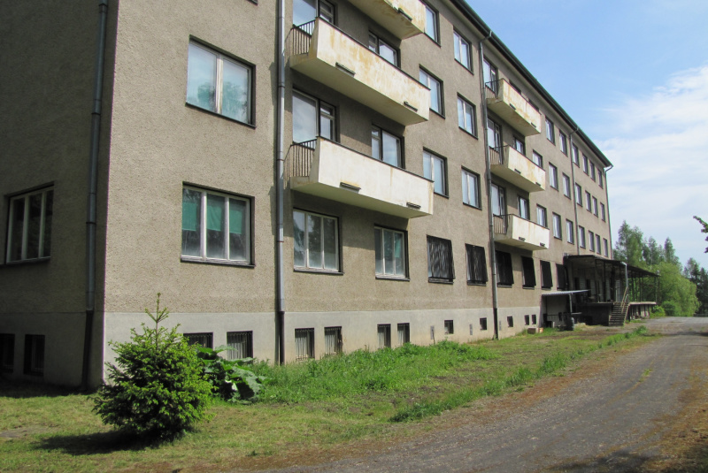 Občianske a polyfunkčné stavby / DOMOV SENIOROV PREDNÁ HUTA - foto