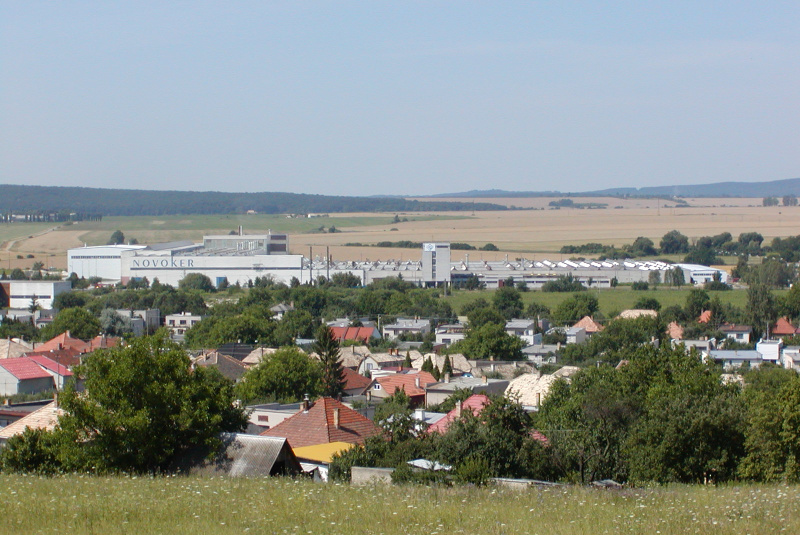 Priemyselné stavby / ROZŠÍRENIE VÝROBY DLAŽDÍC N2 NOVOKER  - foto